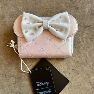 NWT pink iridescent Loungefly Minnie wallet